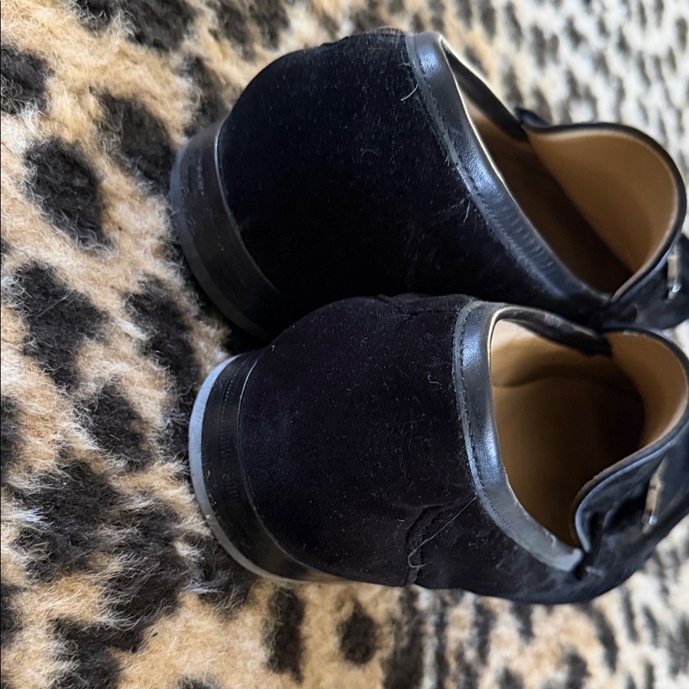Men's Black Ferragamo Loafers - Picture 2 of 3